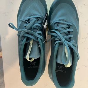 Arc’teryx LD Norvan 2 trail runners